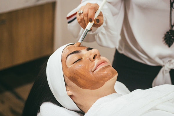Máscara LED Facial 7 Cores Fototerapia Profissional